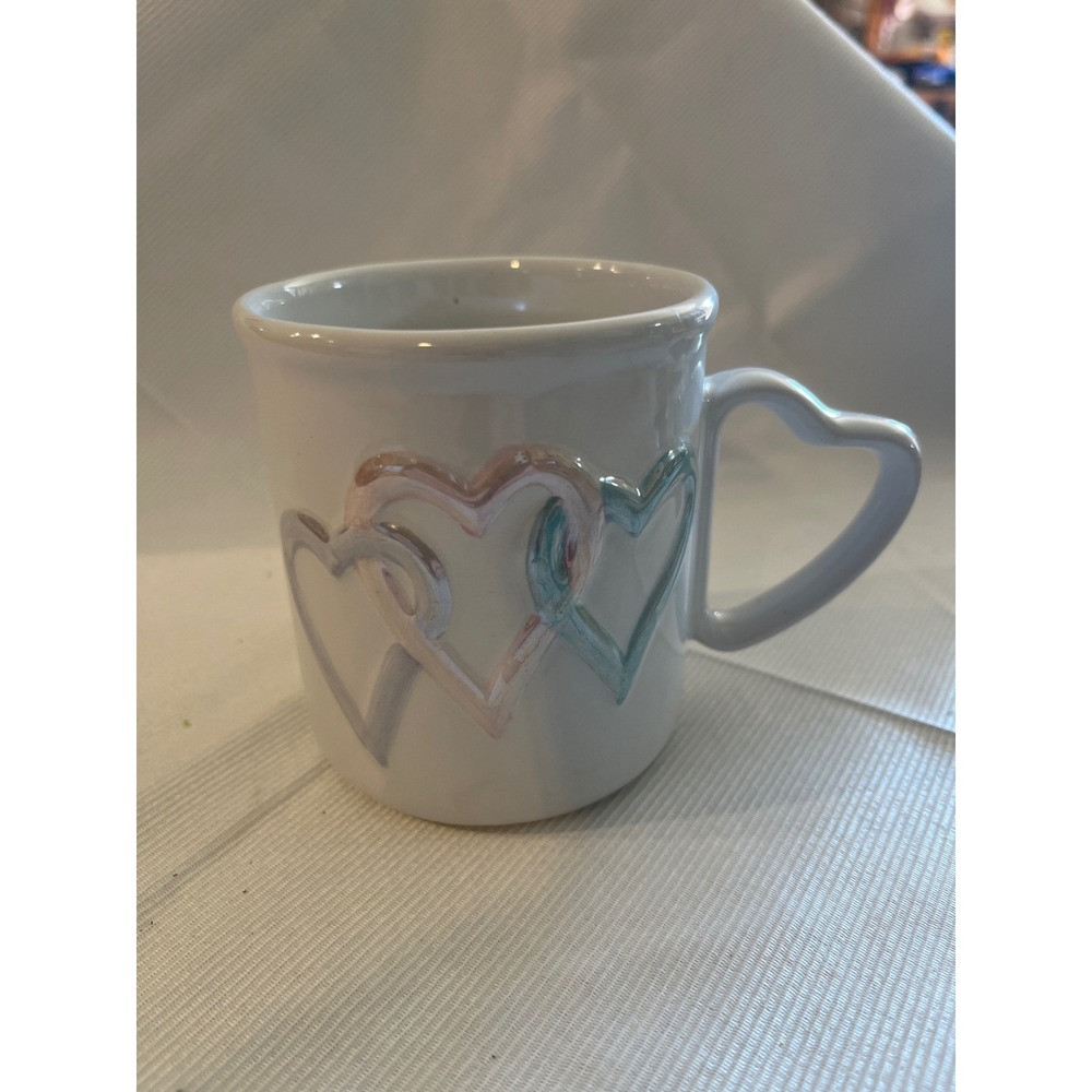 Mary Kay Cosmetics Vintage Heart Mug White Pastel Embossed Heart Handle Ceramic